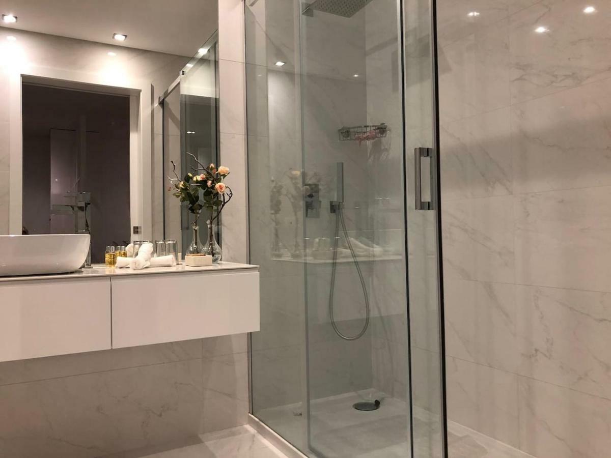 Deluxe Apartment - Aveiro Train Station, Center Екстер'єр фото